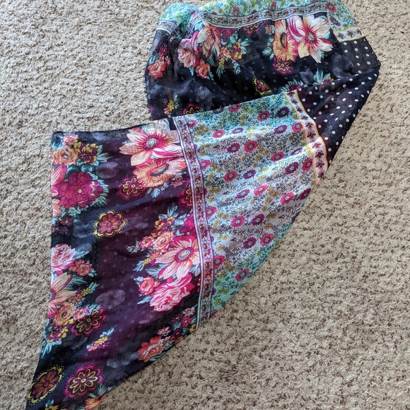 Infinity Scarf - Picture 2 of 3